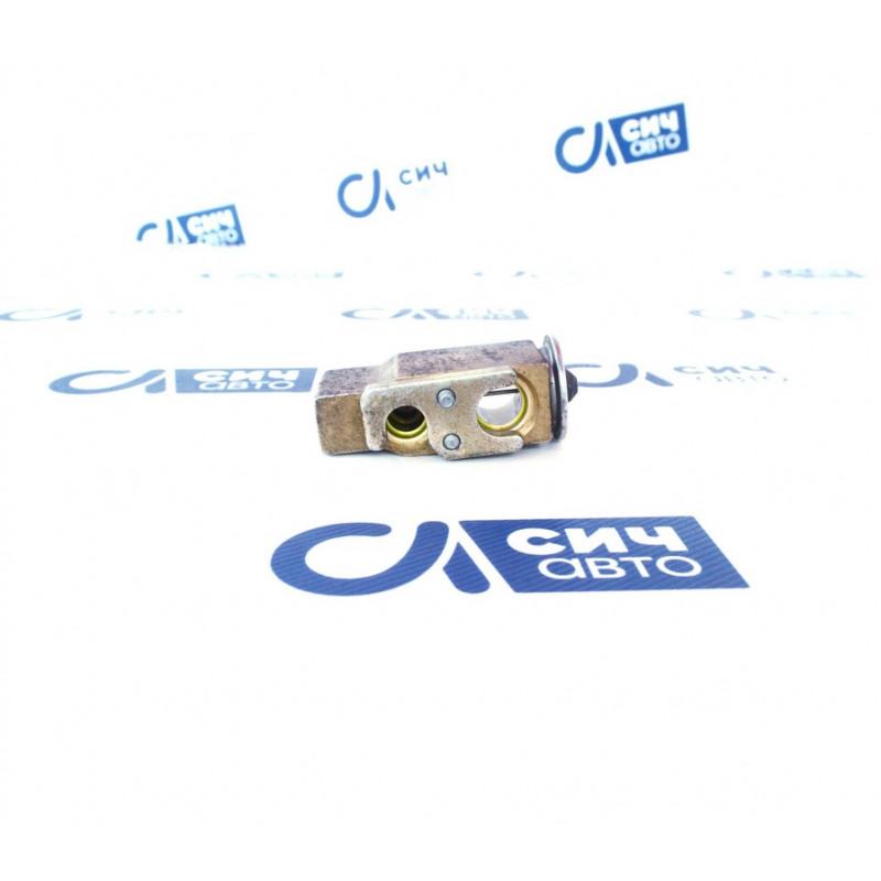 Клапан радиатора кондиционера (TRV) MB Sprinter W901-905 1996-2006