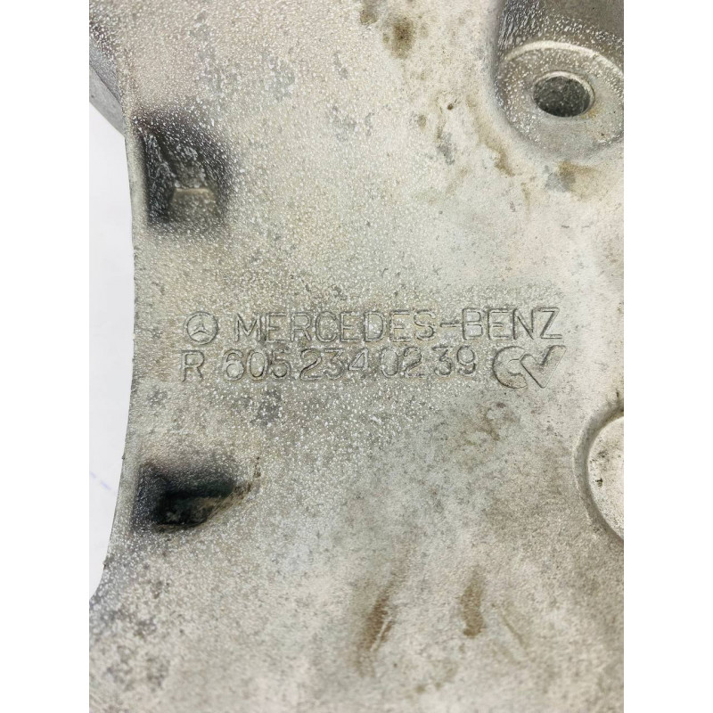 Кронштейн компрессора кондиционера 2.9 TDI MВ Sprinter 1996- 2000