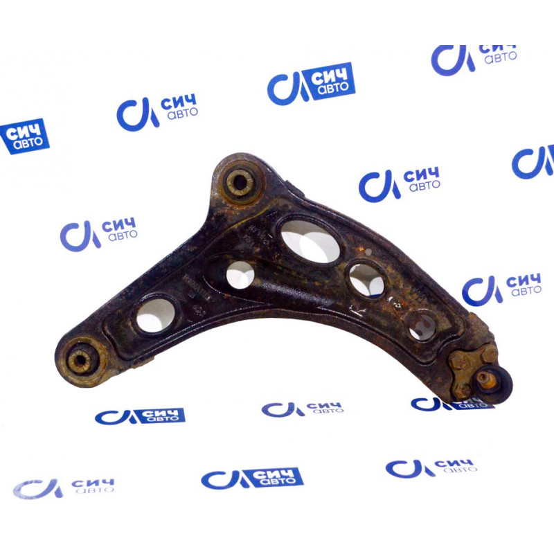 Рычаг передний правый Renault Trafic с 2007- 2014