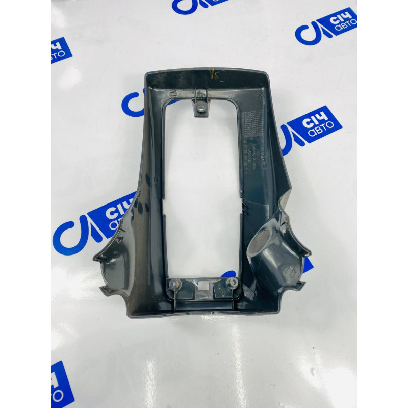 Кожух рулевой колонки MB Sprinter CDI W901-905  2000-2006