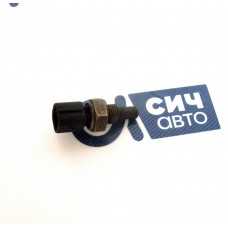 Датчик температуры на 4 контакта MB Sprinter W901-905 OM602 1996-2000 Датчик температуры на 4 контакта MB Sprinter W901-905 OM602 1996-2000