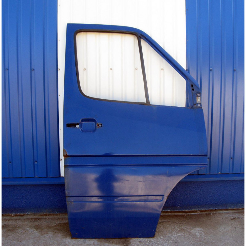 Дверь передняя правая MB Sprinter W901-905 1996-2006