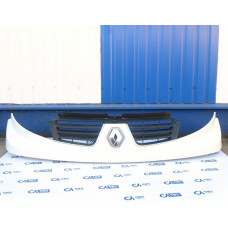Решетка радиатора с ресничкой (Рестайлинг) Opel Vivaro (Vauxhall Vivaro) 2001-2007
