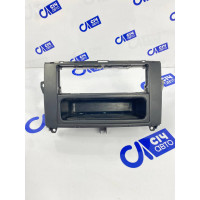 Рамка магнитолы (1Din) с карманом MB Vito W639 2003-2010