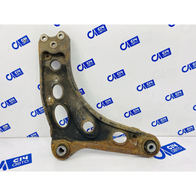 Рычаг передний левый Renault Trafic с 2007- 2014