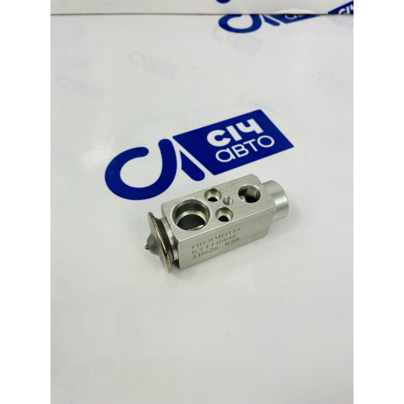 Клапан кондиционера (новый) Mercedes W203 2308300184 